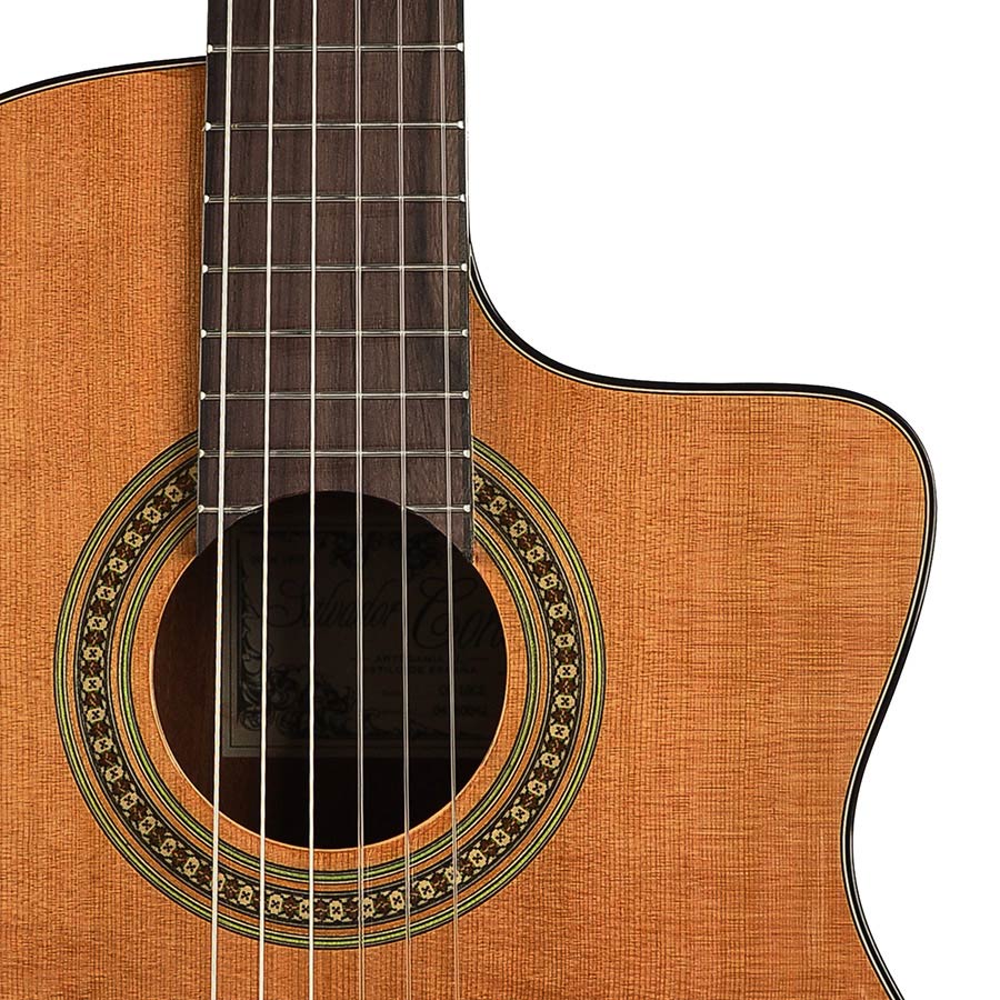 Salvador Cortez CC10CE Chitară Electro-clasică 4/4, natur