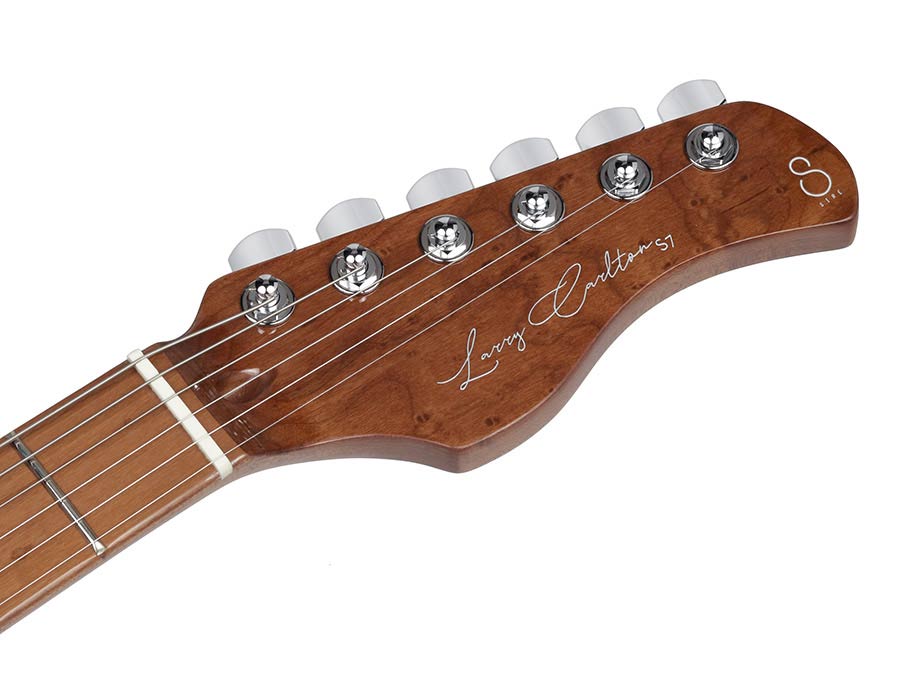 Sire Larry Carlton S7VAWH, Chitară electrica, alb vintage