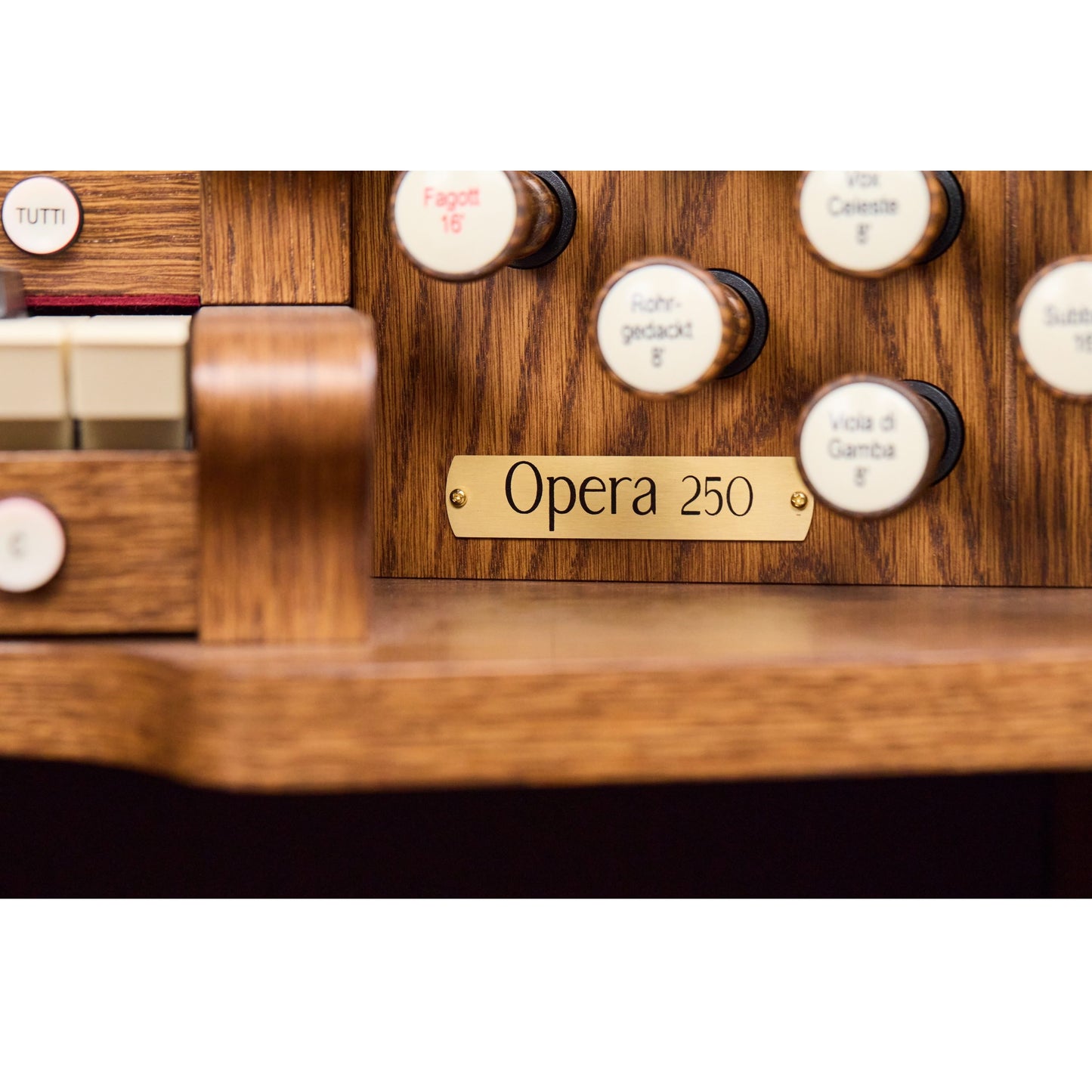 Viscount Opera 250 – Orga de biserică digitală cu două claviaturi, pedalier cu 32 de note, 33 de registre + 5 voci orchestrale, Physis Plus