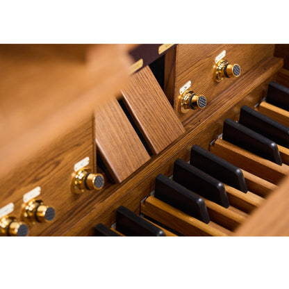 Viscount Opera 200 – Orga de biserică digitală cu două claviaturi, pedalier cu 32 de note, 41 de registre + 3 voci orchestrale, Physis Plus