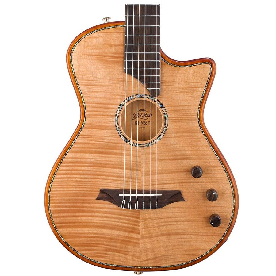 Bromo BEN2C – Chitară electro-acustică nylon hollow body, 6 corzi, cu cutie rigidă