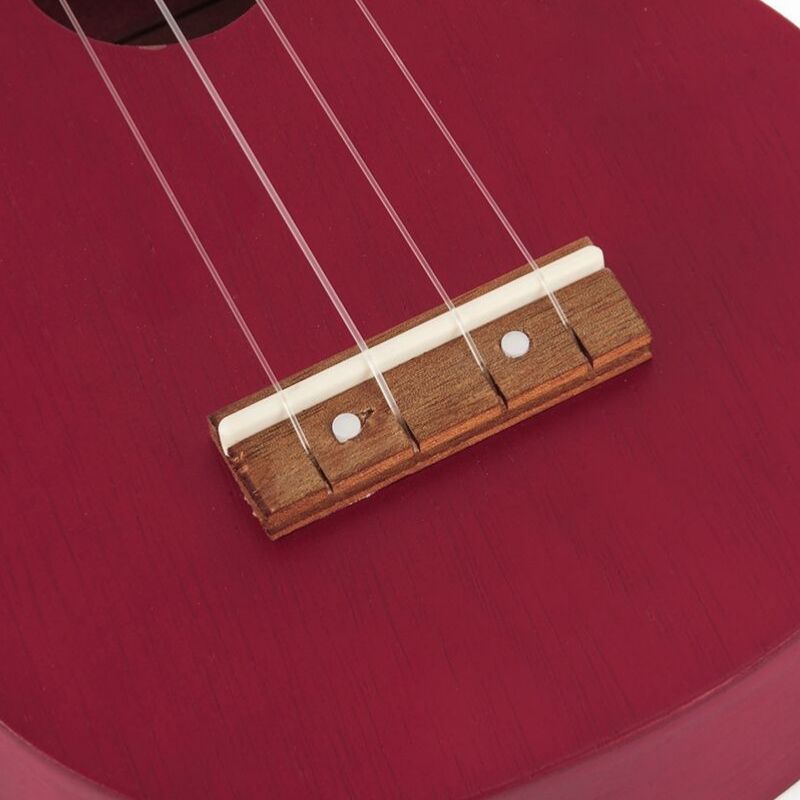 Mahalo MK1TRD – Set ukulele sopran Kahiko Series, roșu transparent, cu husă și 3 pene