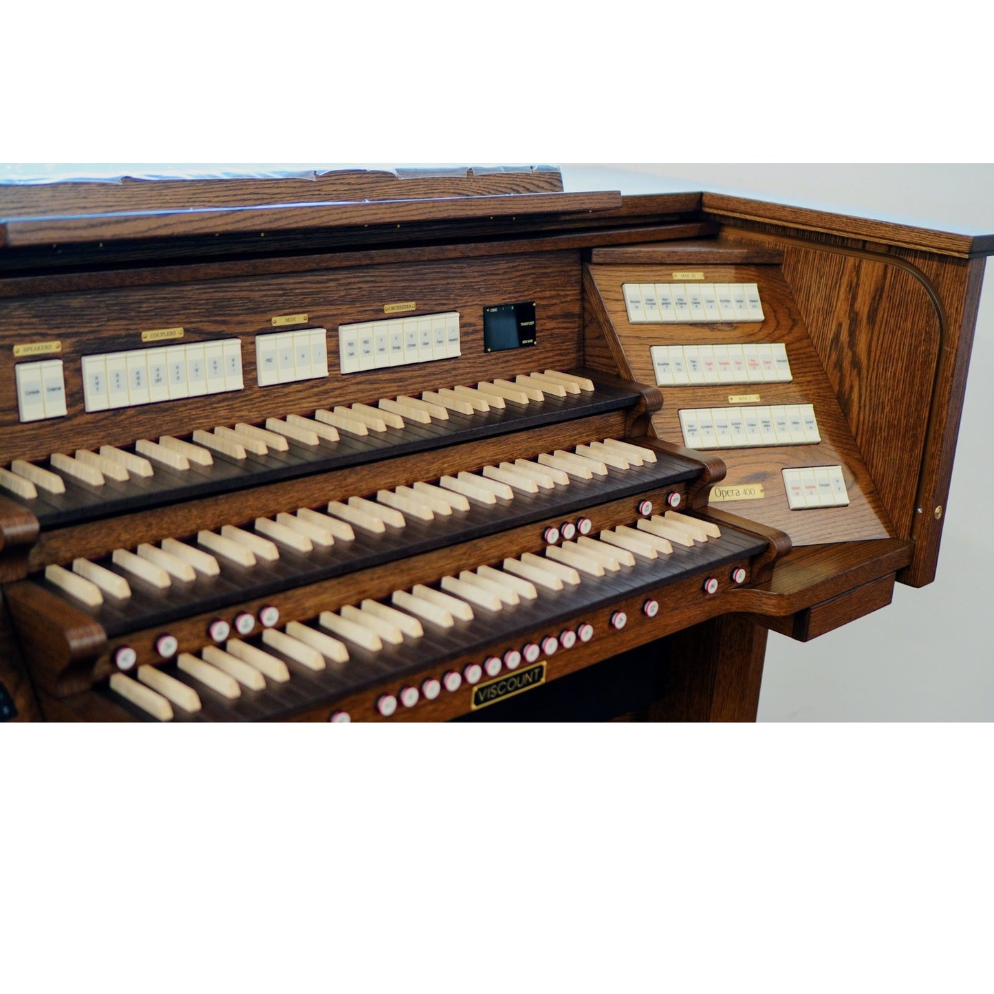 Viscount Opera 400 – Orga de biserică digitală cu trei claviaturi, pedalier cu 32 de note, 55 de registre + 8 voci orchestrale, Physis Plus