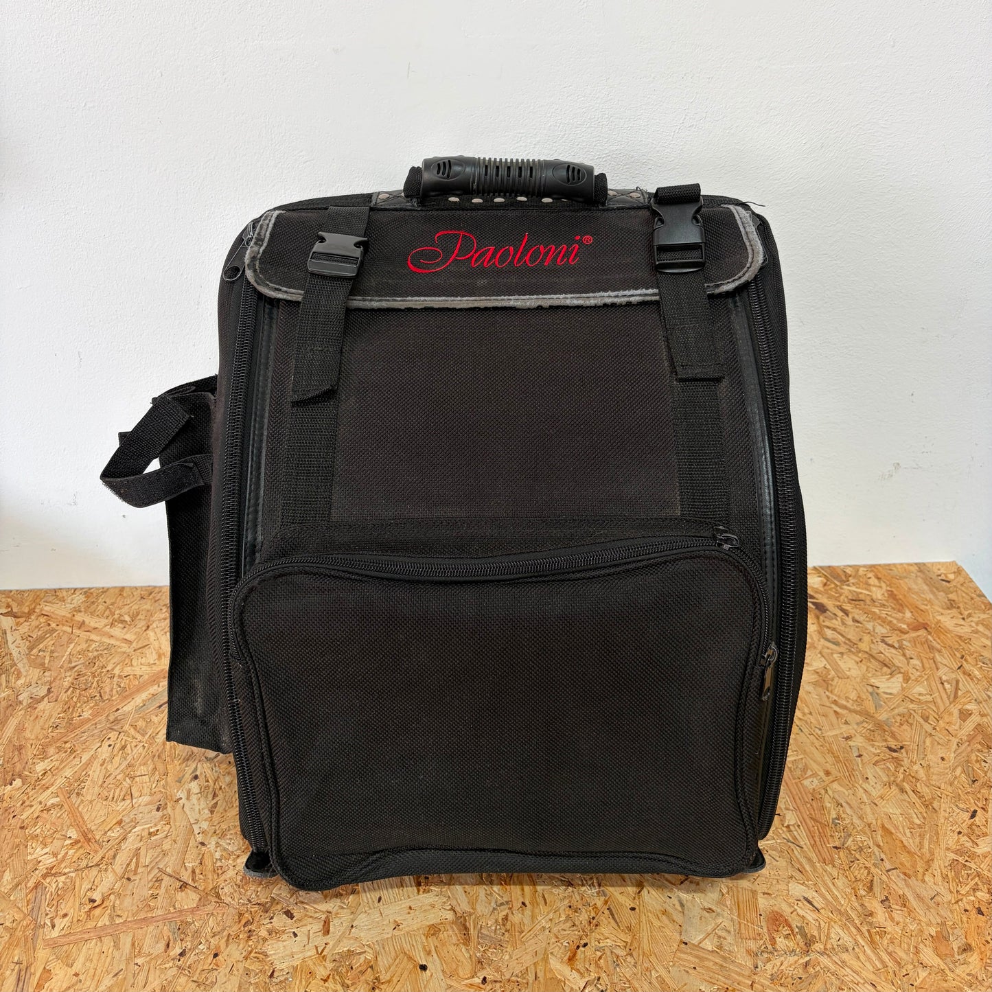 Acordeon Paoloni 60 bași, 26 clape, stare excelentă