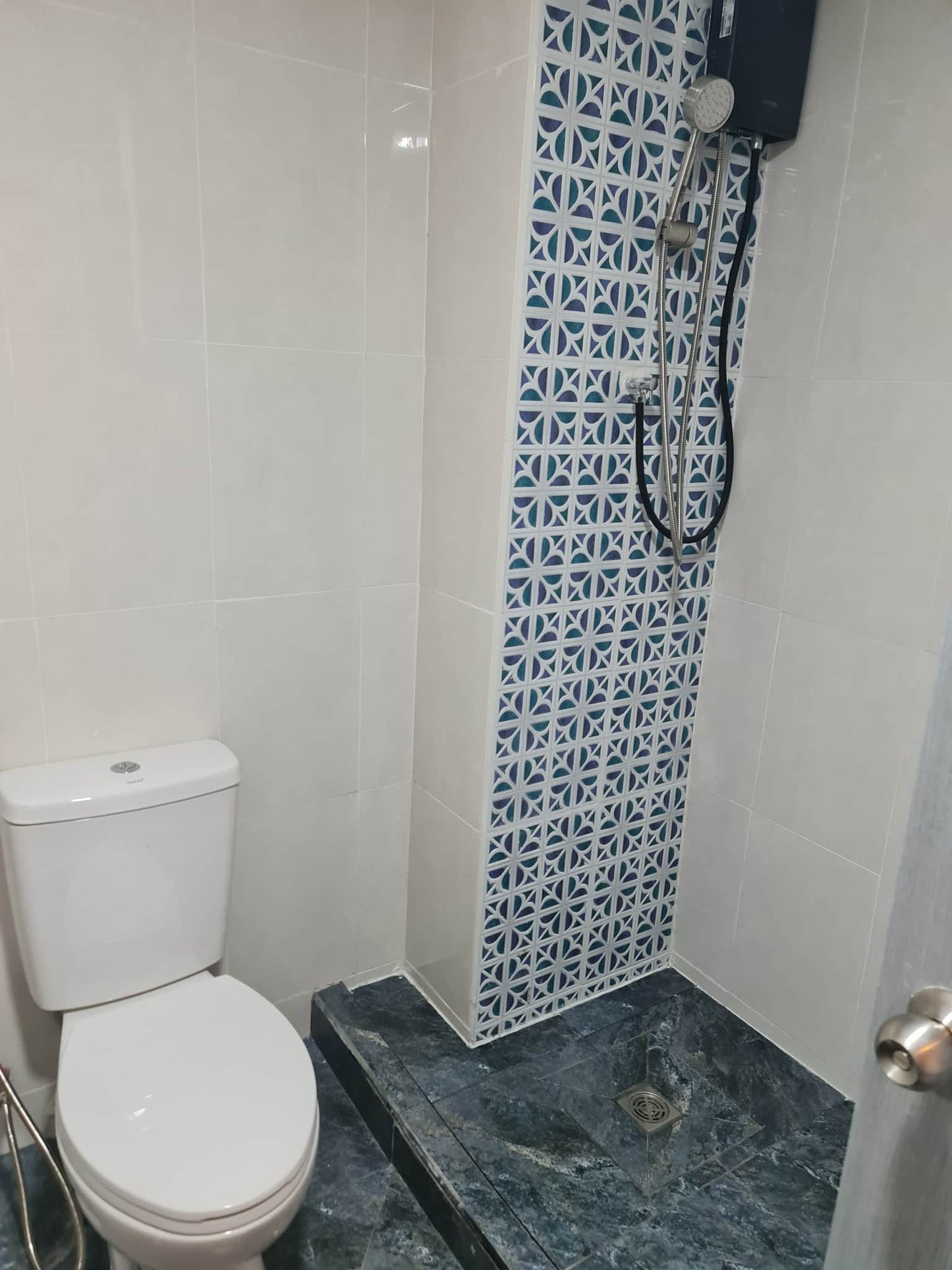 Garsonieră cu vedere la mare, 30 mp, etaj 6, renovat, mobilat, Pattaya, Jomtien