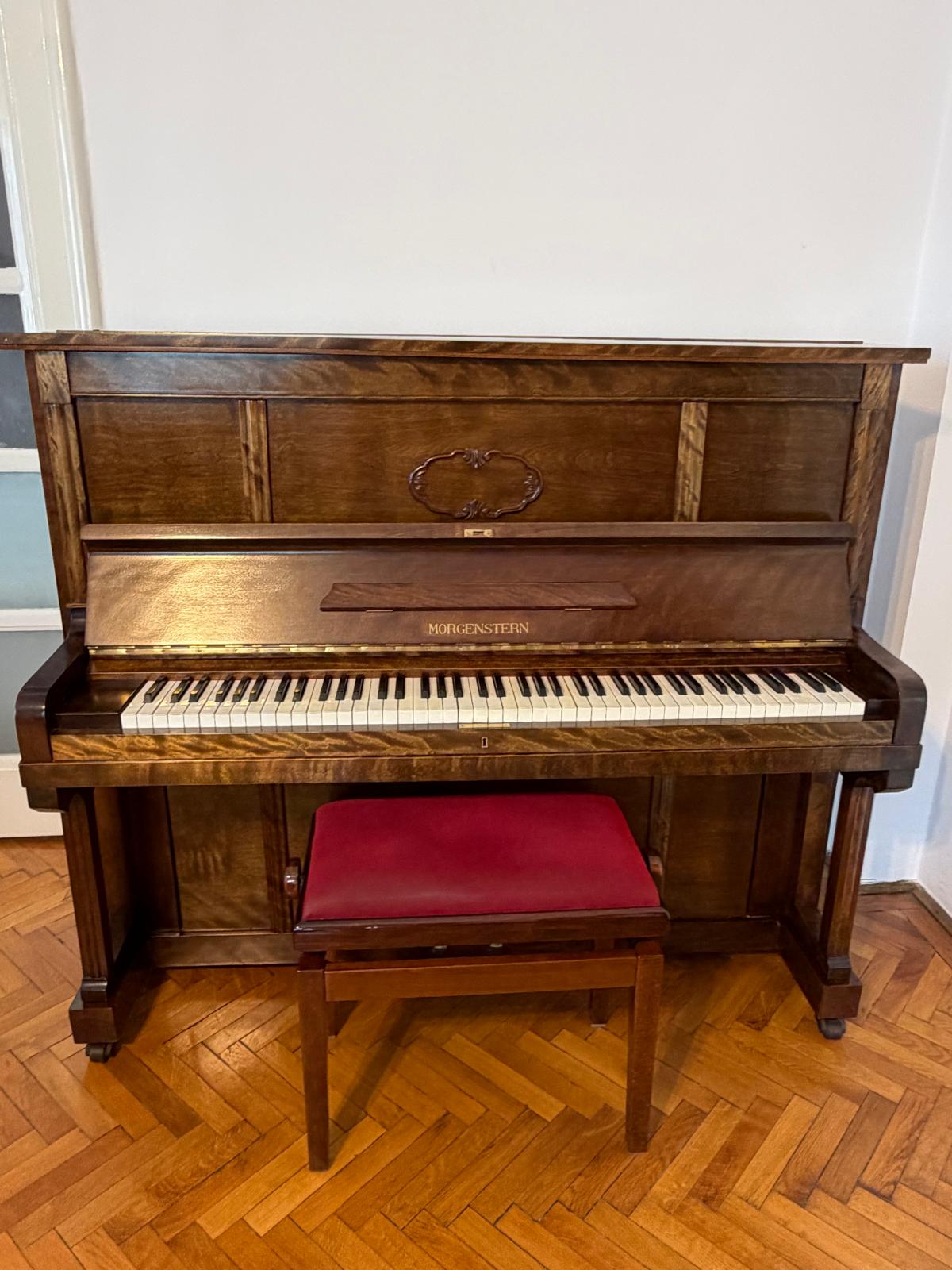 Pianină acustică Morgenstern an 1920, complet recondiționată, componente noi, stare excelenta